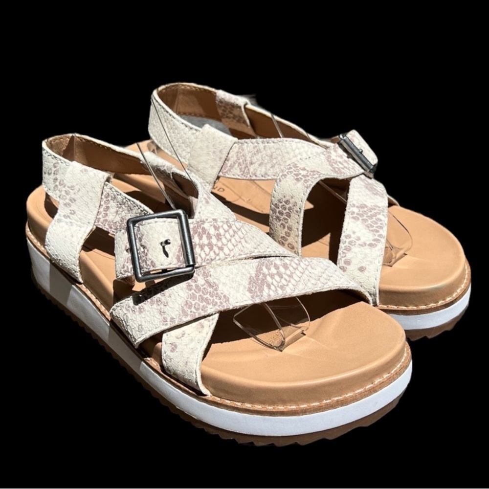 🌻NEW Lucky Brand "Idenia" Soft Snakeskin Print Leather Sandals Size 7.5 - Picture 6 of 11